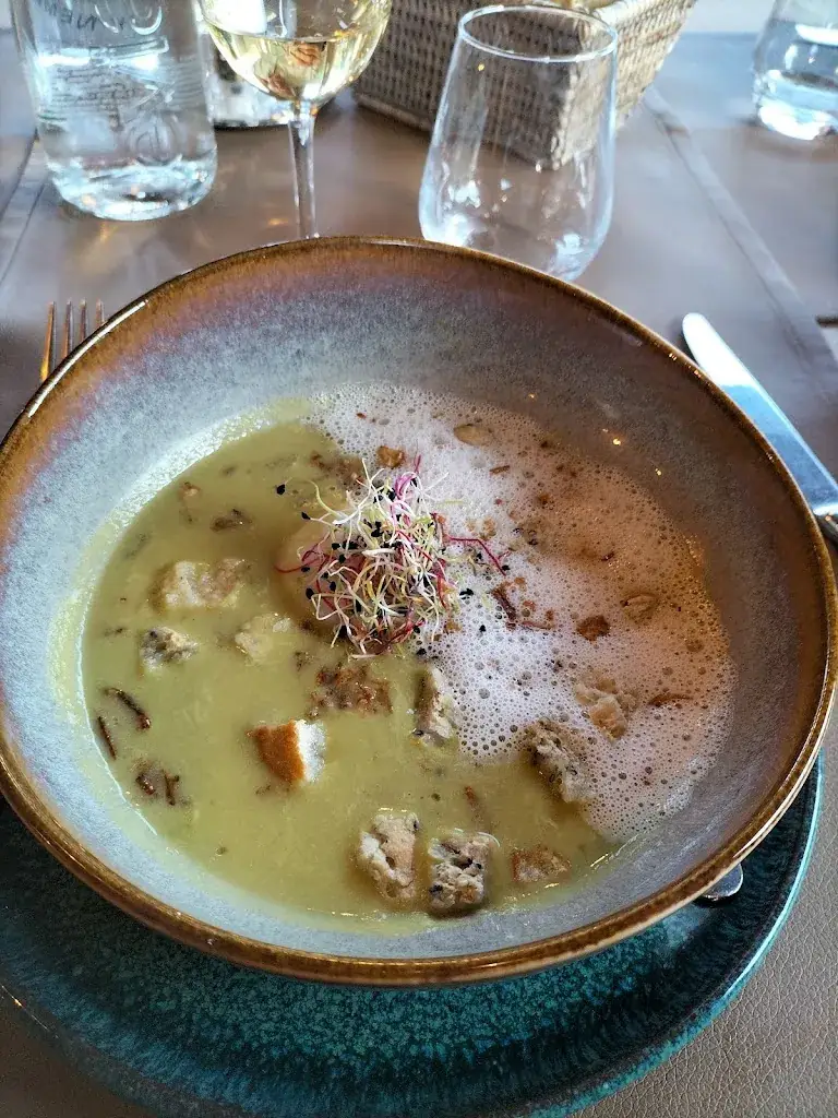 Menü_Restaurant Thyez - Au Vieux Chalet_Thyez_Bild_4