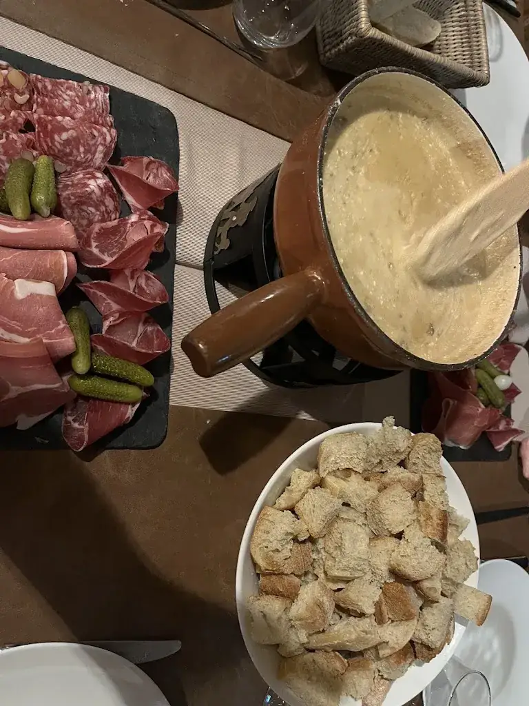 Menü_Restaurant Thyez - Au Vieux Chalet_Thyez_Bild_5