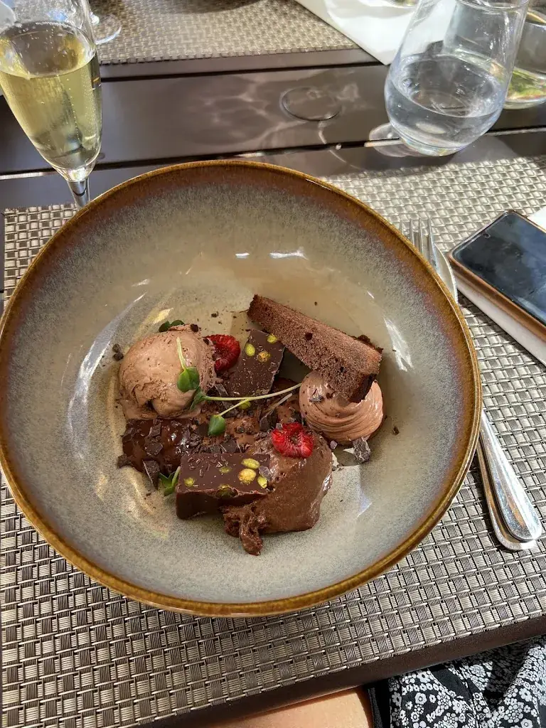 Bogdan Criveanu_Restaurant Thyez - Au Vieux Chalet_Thyez_Bewertung