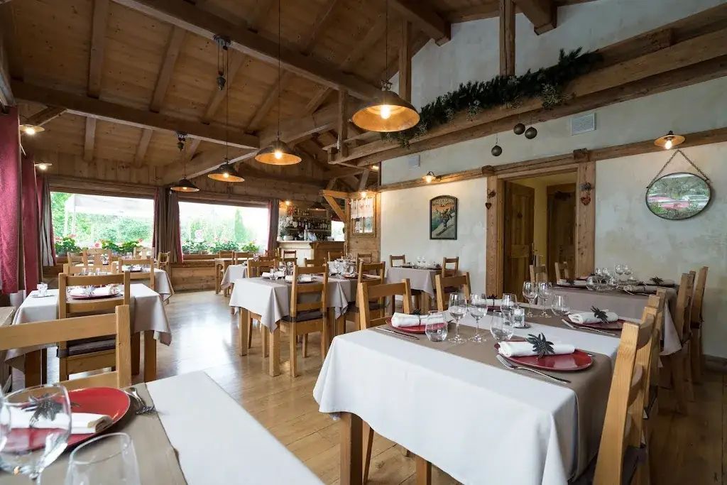 Restaurant Thyez - Au Vieux Chalet_Thyez_slider_image_1