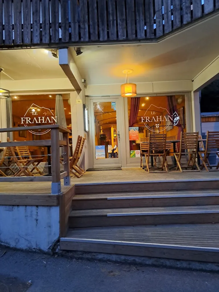 Le frahan Restaurant in Samoëns