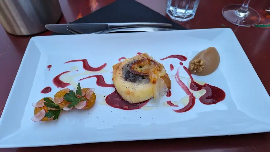 Marc H_La p'tite clarine_Samoëns_review