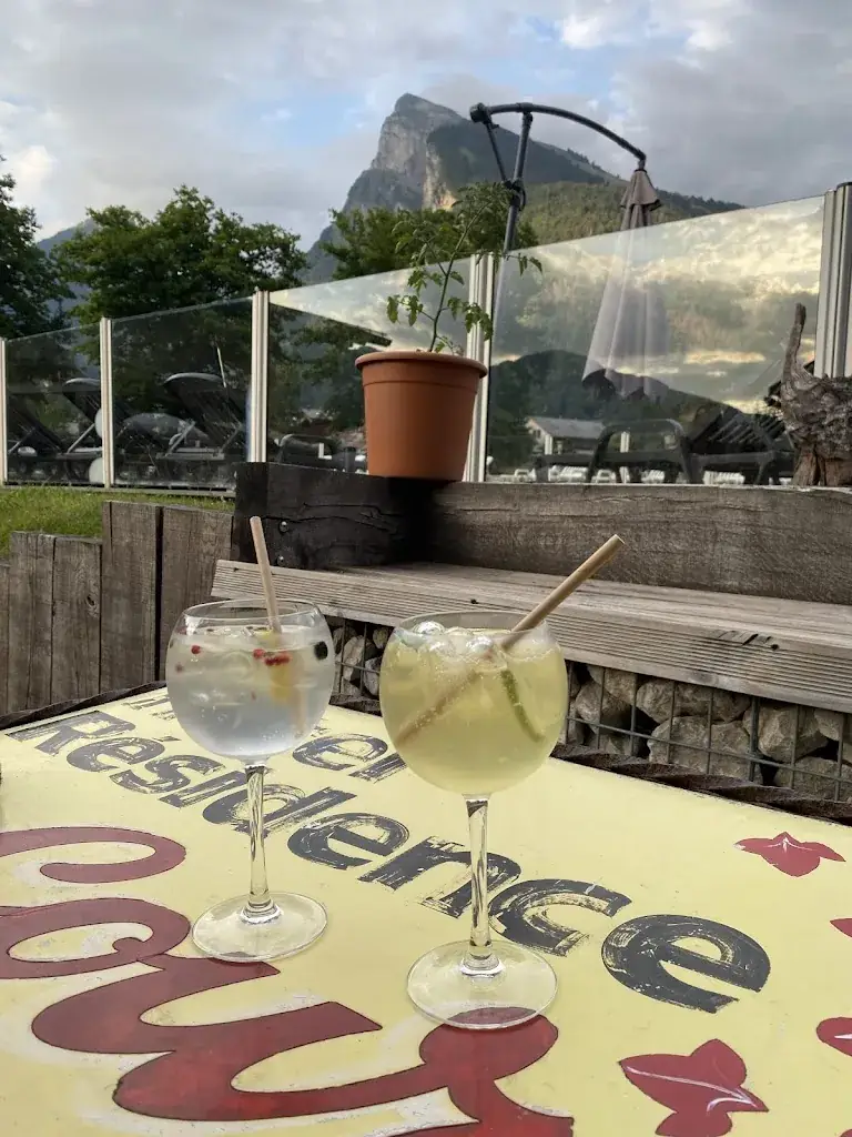 Magali Perez_La Grignoterie_Samoëns_review