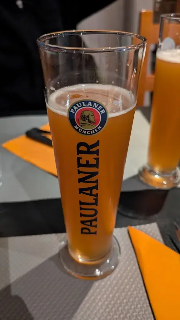 jose_Bar Restaurant Le 45,8