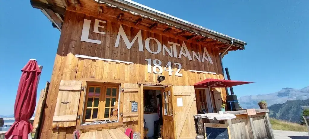 Le Montana 1842 restaurant in Samoëns
