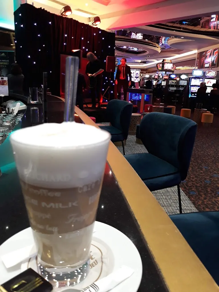 ioannis Proteus_Restaurant le Trèfle du Casino Partouche Annemasse_Annemasse_review