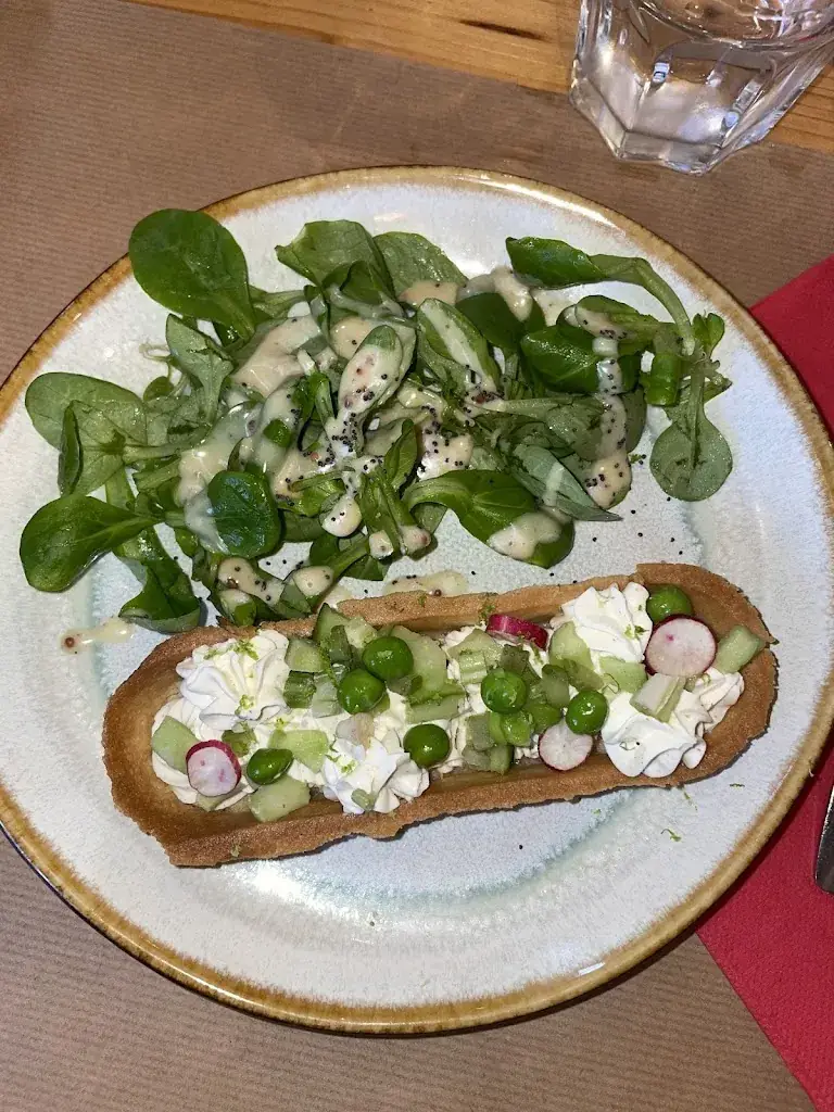 Tanguy Morvan_Restaurant Le Corti Des Saveurs_Sixt-Fer-à-Cheval_review