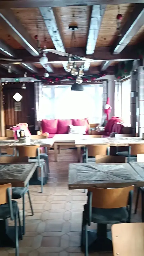 Hôtel restaurant Le Taconet_Taninges_slider_image_2