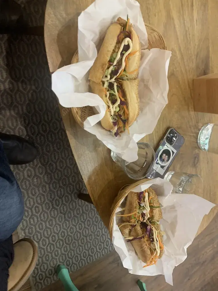 Ky West_Café Ernesto_Annemasse_review