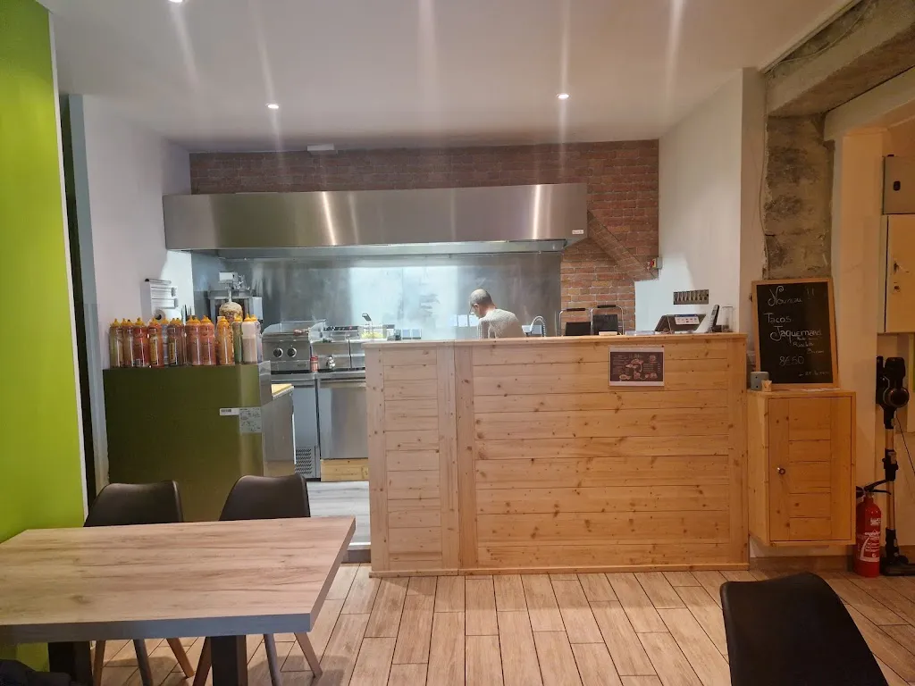 Le Riham restaurant in Taninges