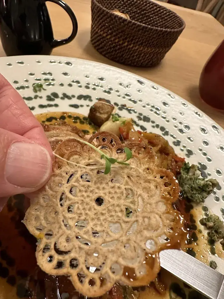 Richard Lea_Le Cerisier_Tournon-sur-Rhône_review