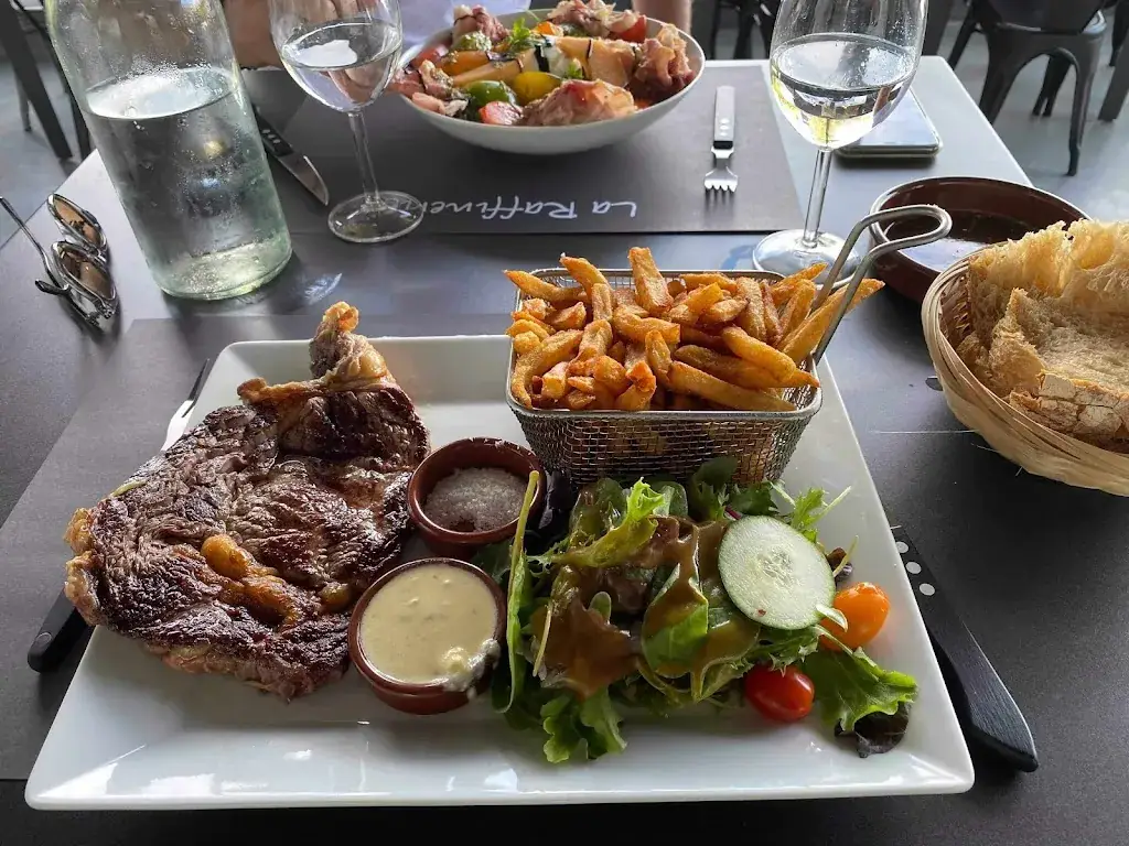 Menu_La Raffinerie Tournon_Tournon-sur-Rhône_immagine_4