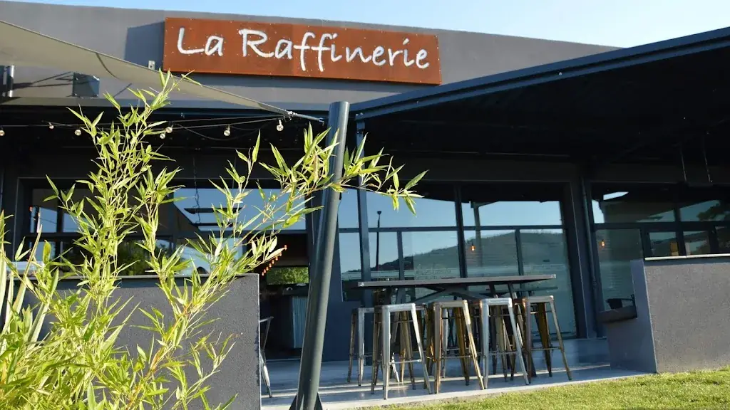 La Raffinerie Tournon_Tournon-sur-Rhône_slider_image_1