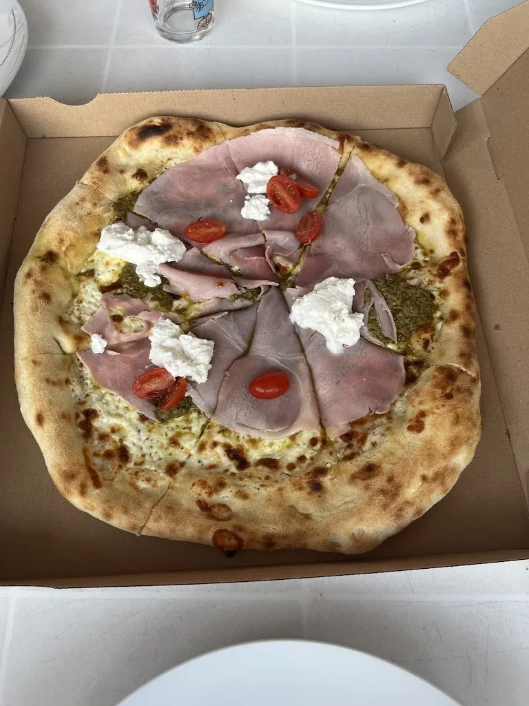 lili c_Restaurant - La chaumière Saint-Maurice_Fillière_review