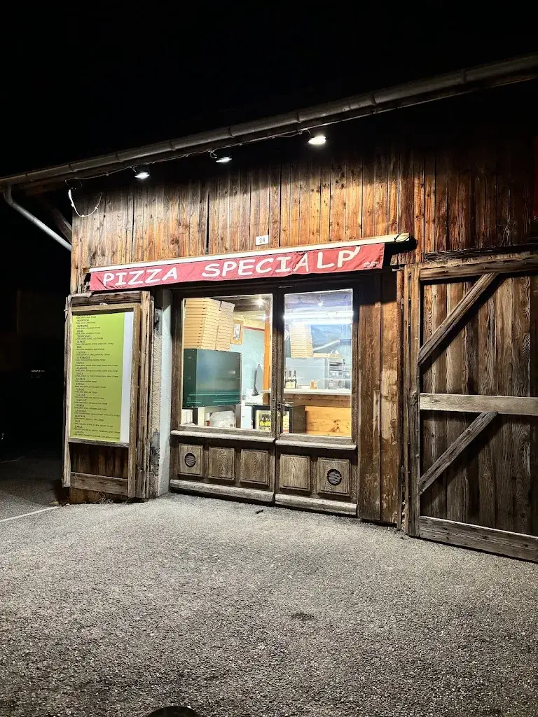 Pizza Specialp' Restaurant in Fillière