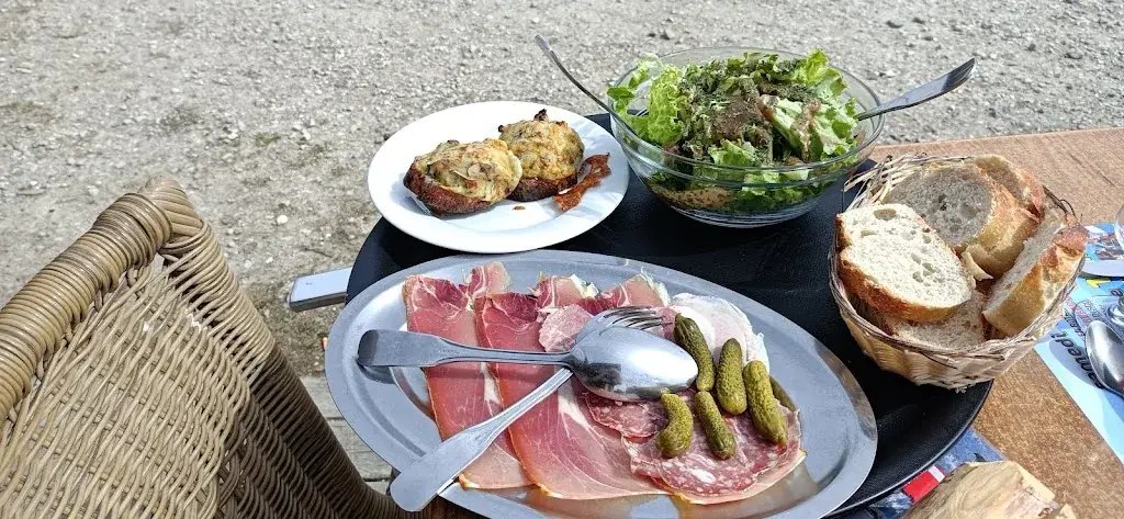 Gîte et Restaurant Chez Merlin_Glières-Val-de-Borne_slider_image_3