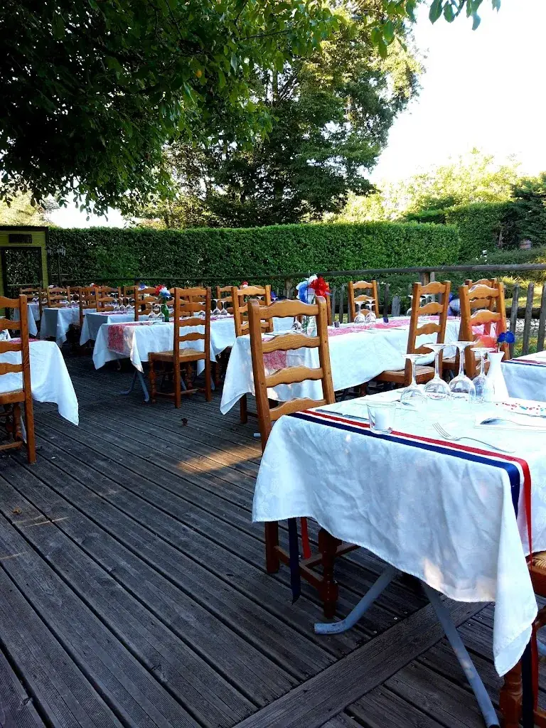 Auberge De La Tour restaurant à Ambérieux-en-Dombes