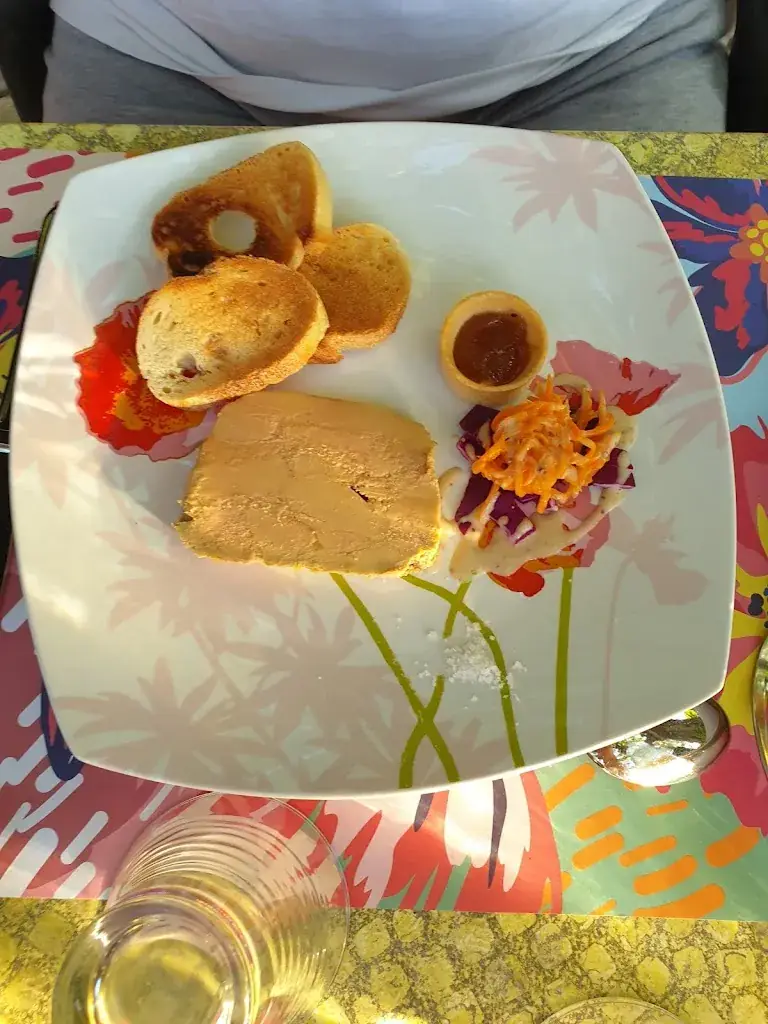 Sandra Pontvianne_Au Coin Perdu_Miribel_review