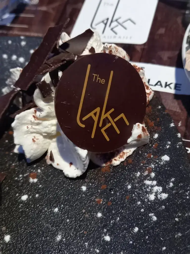 Callamard Remy_The Lake Restaurant_Trept_review