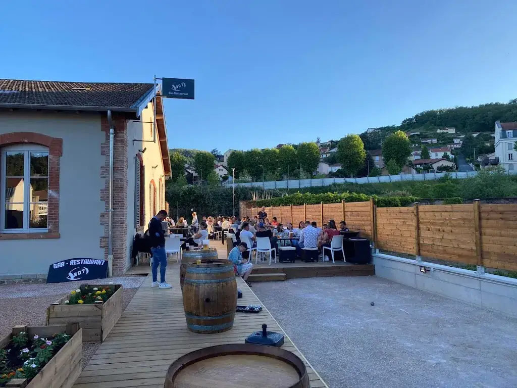 RESTAURANT 307_Tarare_slider_image_3