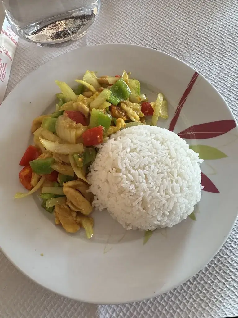 Davis Lan_Restaurant Fleur de Printemps_Annemasse_Bewertung