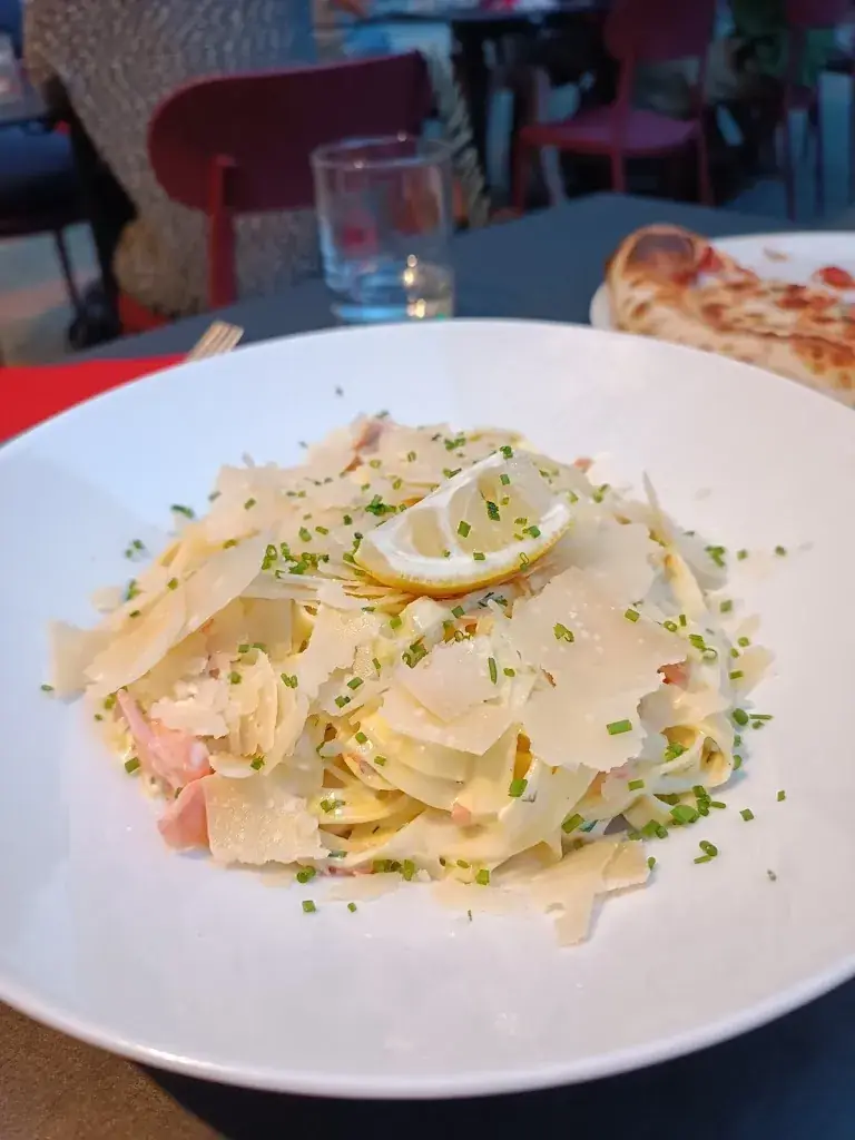 Michel Tel_Farniente Restaurant-Pizzeria_Tarare_review