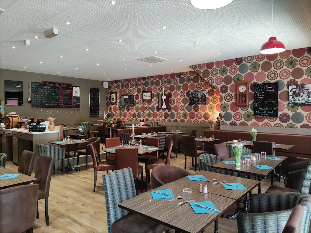 Les Halles_Tarare_slider_image_3