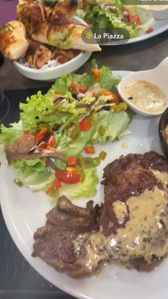 La Piazza_Tarare_slider_image_2