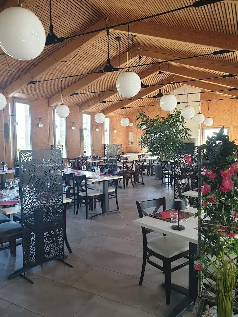 Auberge de l’Arche_Vindry-sur-Turdine_slider_image_1