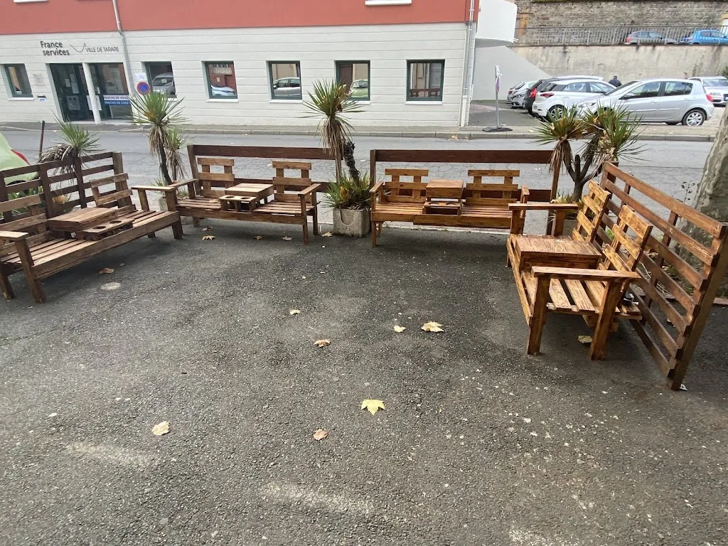 Bar Le Voltaire_Tarare_slider_image_1