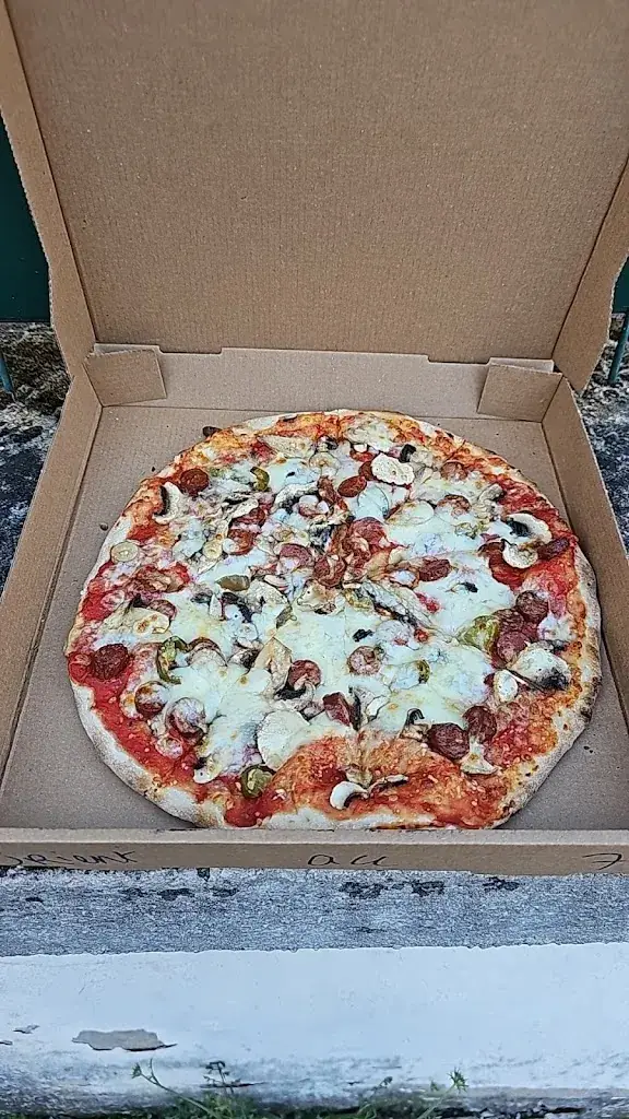 Menu_Live Pizza_Tarare_image_9