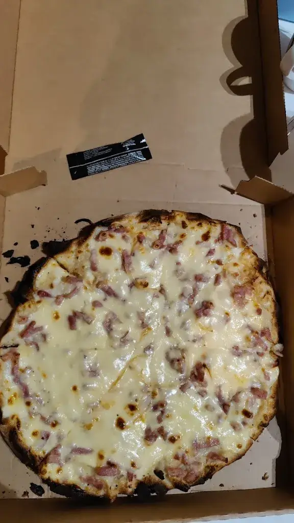 Live Pizza_Tarare_slider_image_3