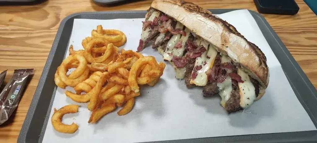 Yassin K_Twist Burger_Tarare_review