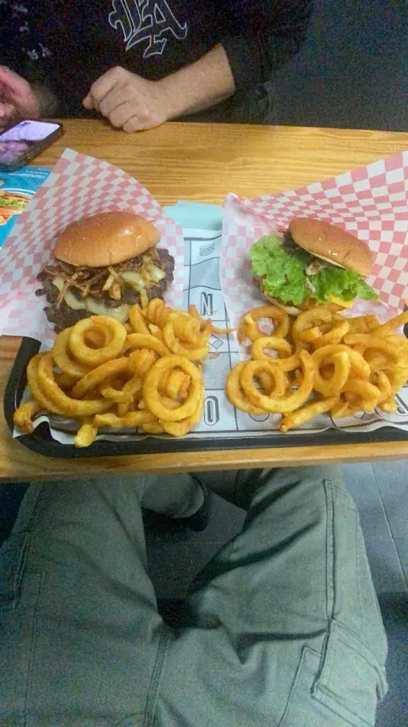 Kaïs Brikh_Twist Burger_Tarare_review