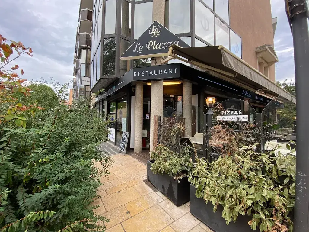 restaurant le plazza_Annemasse_slider_image_1