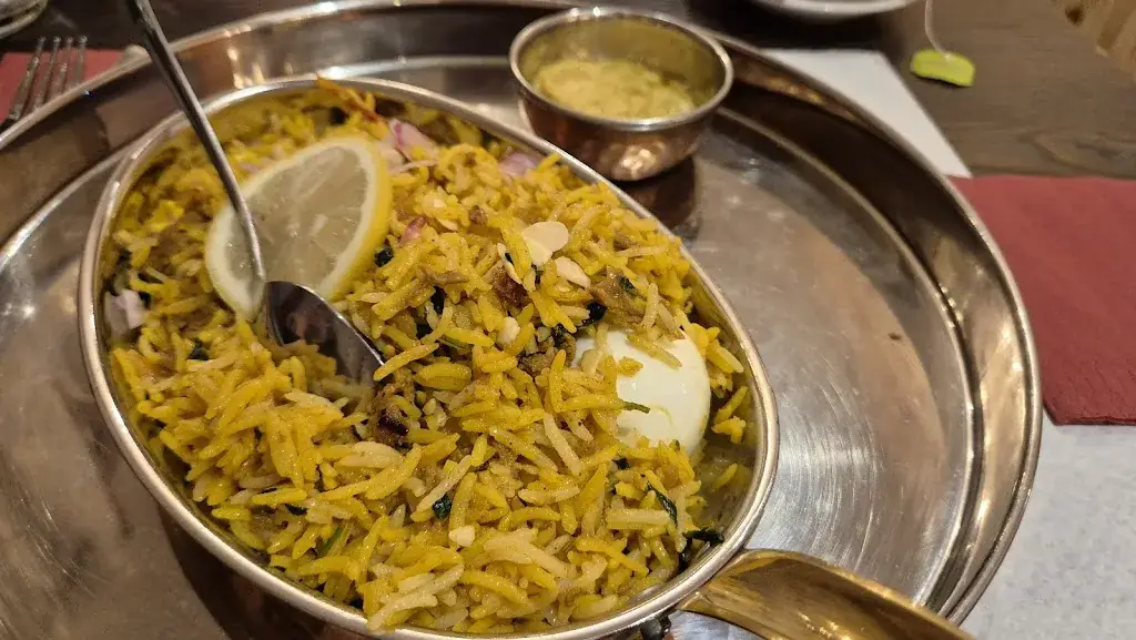 Mišel 73_Café Madras_Ugine_review