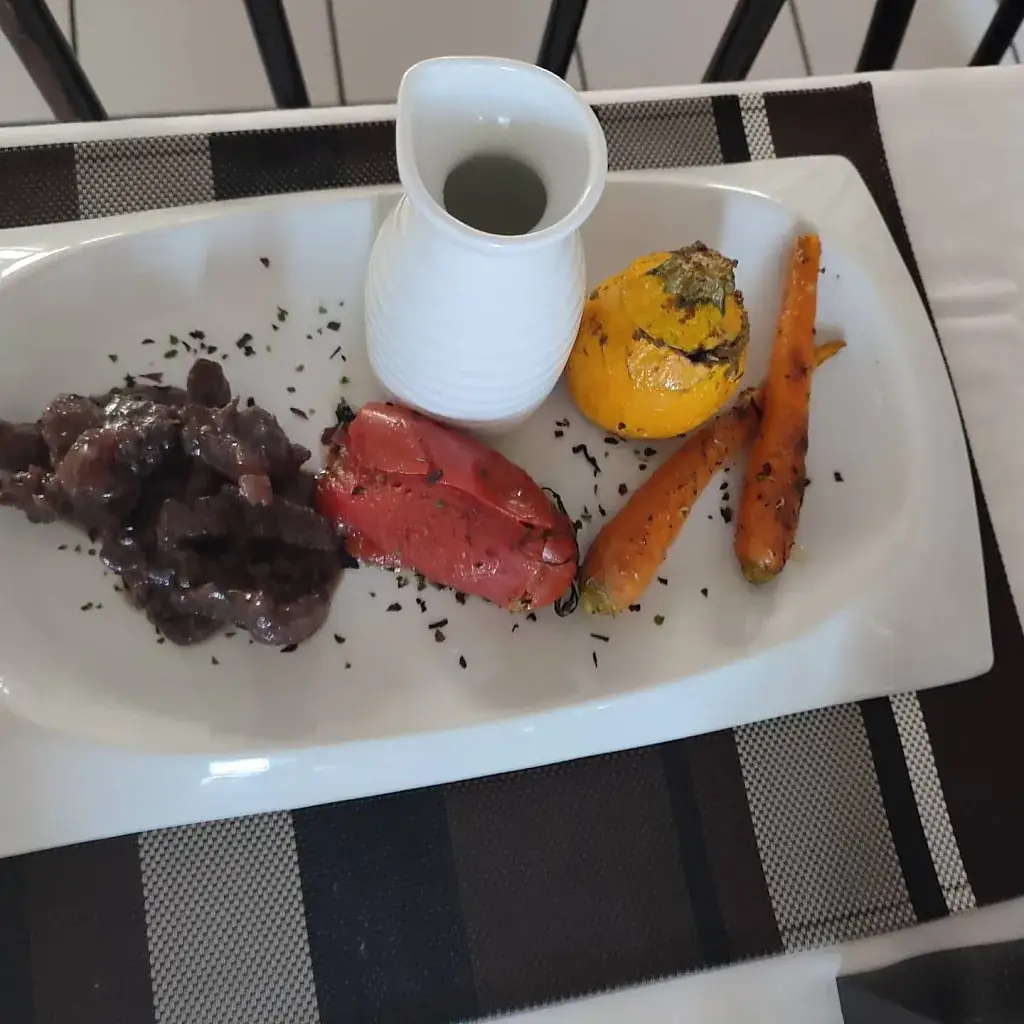 Menü_Chez l'hôte_Usson-en-Forez_Bild_1