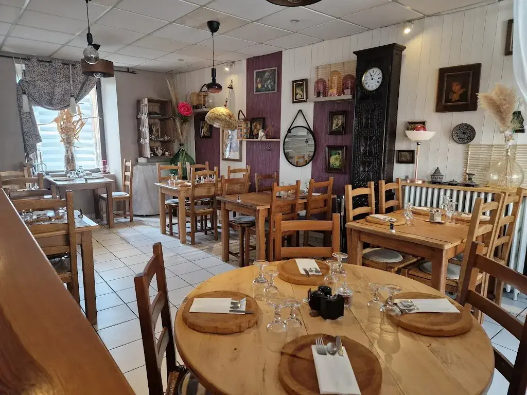 Chez l'hôte_Usson-en-Forez_slider_image_1