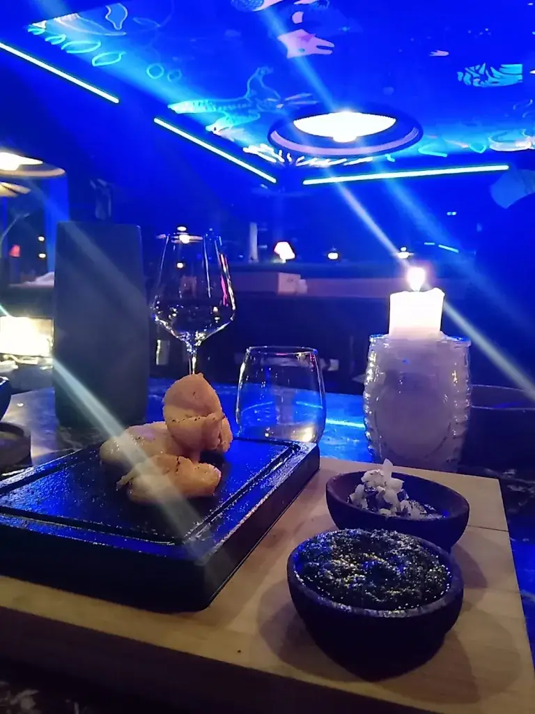 Menu_Bazurto Tignes - Festive Restaurant by Juan Arbelaez_Tignes_image_7