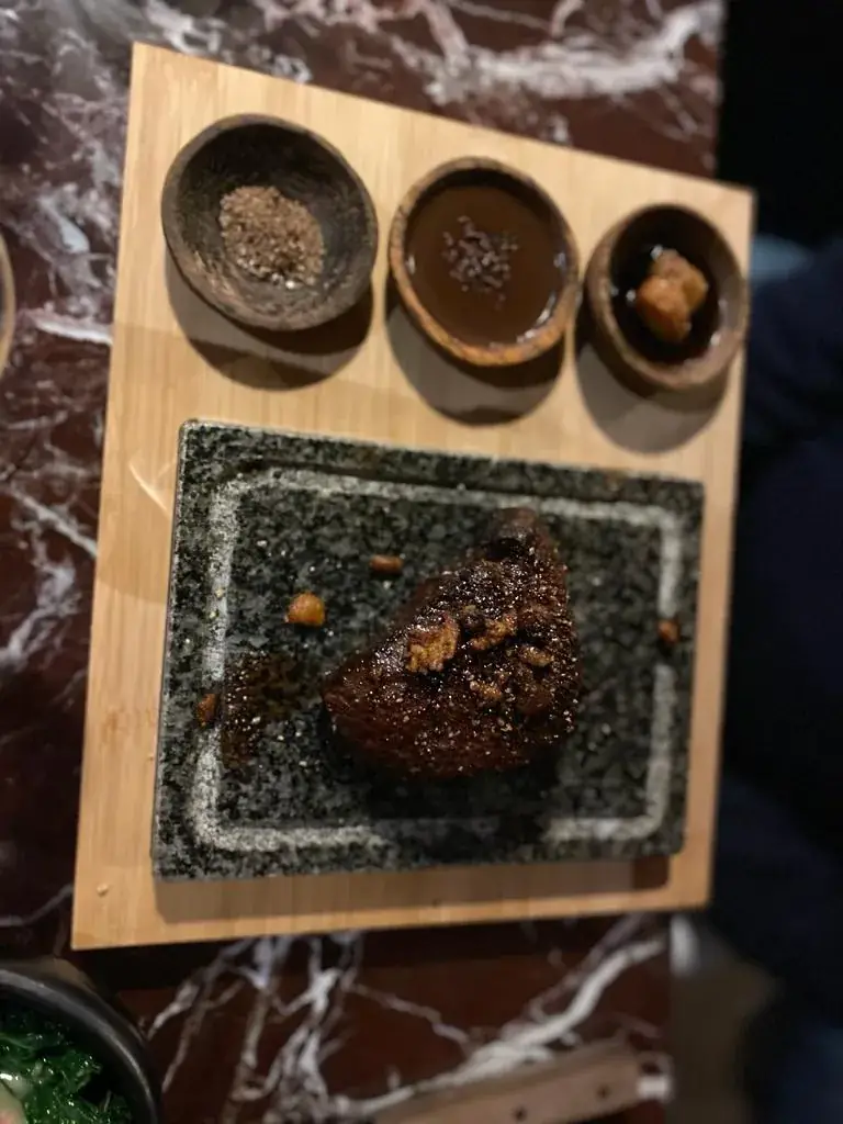 Andy Kalbvleesch_Bazurto Tignes - Festive Restaurant by Juan Arbelaez_Tignes_review