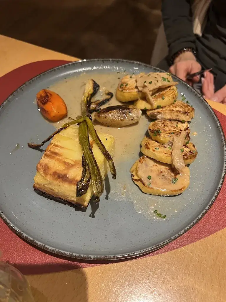 Ali Abi_Chez Juliane_Tignes_review