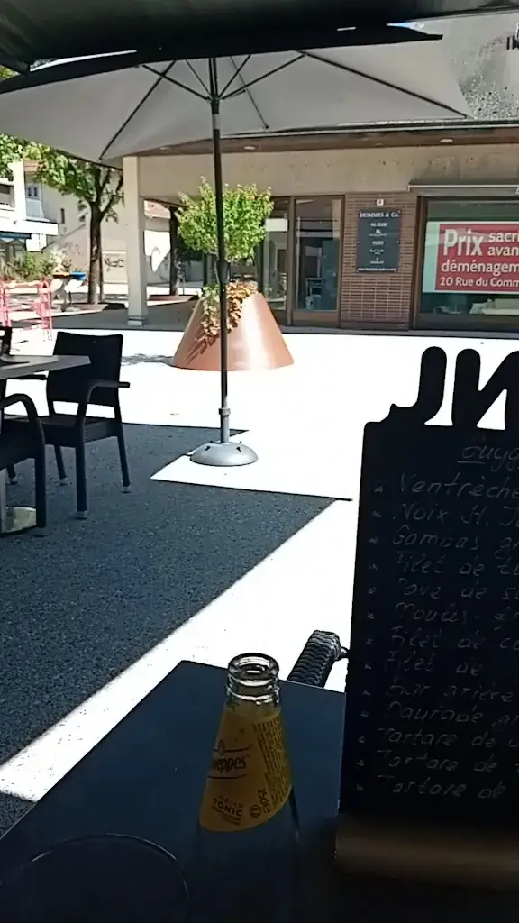 Poissonnerie La Marée & Traiteur et restaurant restaurant in Annemasse