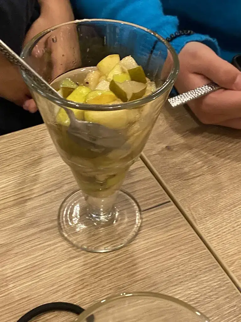 Laura_Brasserie des arts_Trévoux_review