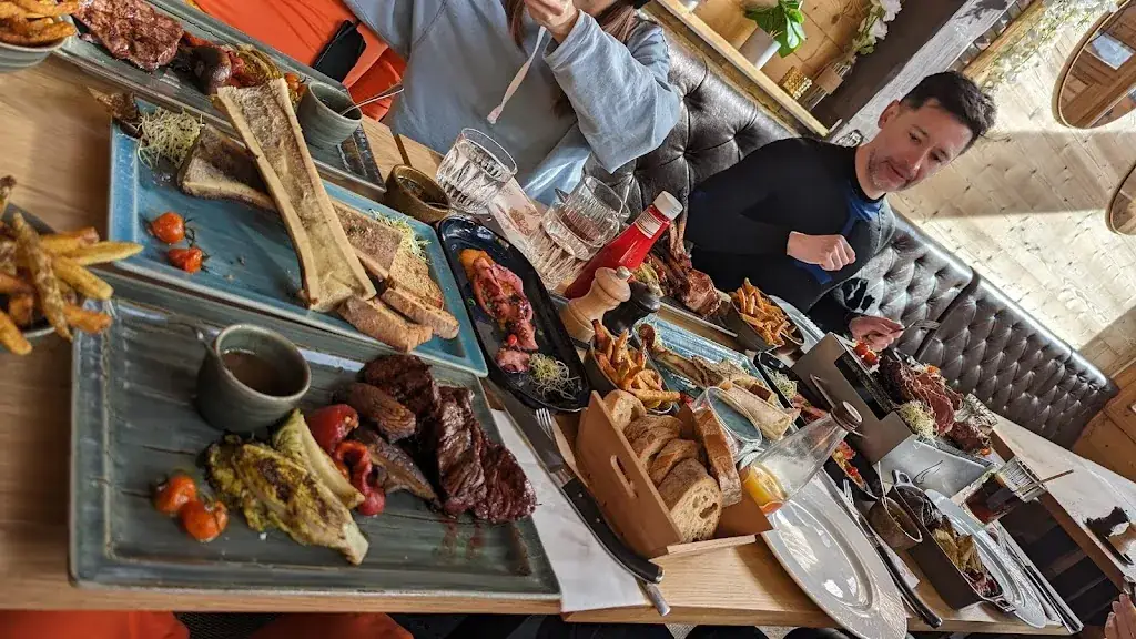 Menu_Les Tontons - Restaurant_Val-d'Isère_image_6