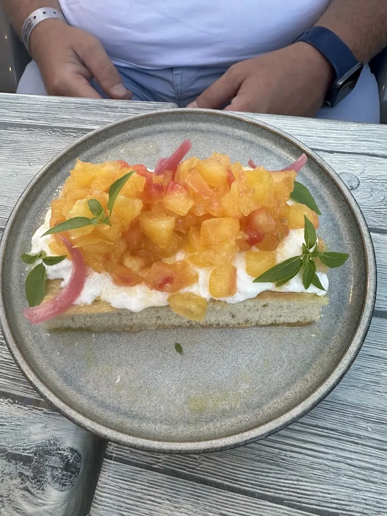 alexandra pouligny_BLISS Restaurant_Vallon-Pont-d'Arc_review