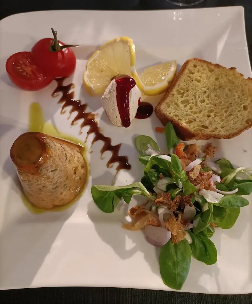 Chimene Massacrier_LA JUMENT VERTE 2_Unieux_review