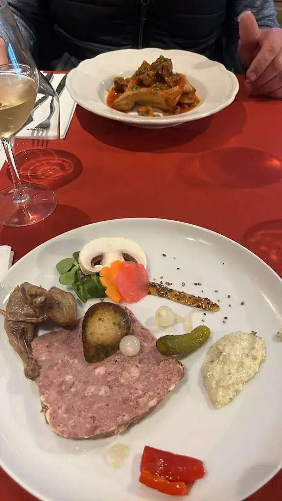 carlos da rocha_LA JUMENT VERTE 2_Unieux_review