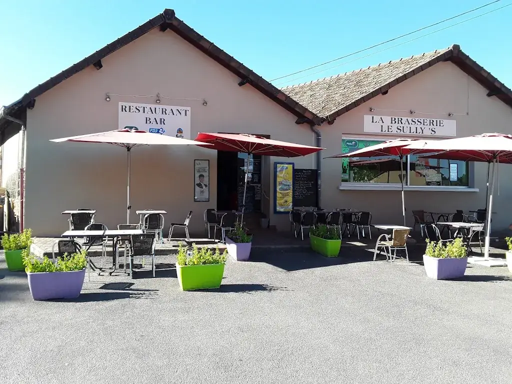 Le Sully's restaurant in Vallon-en-Sully