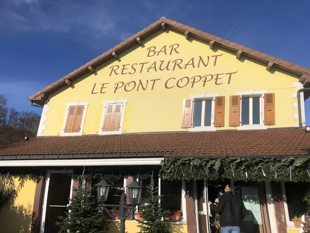 Restaurant le pont coppet restaurant in Vallières-sur-Fier