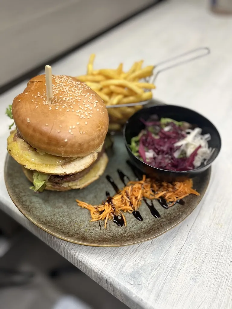 Restaurant le Marilyn_Vallières_slider_image_3